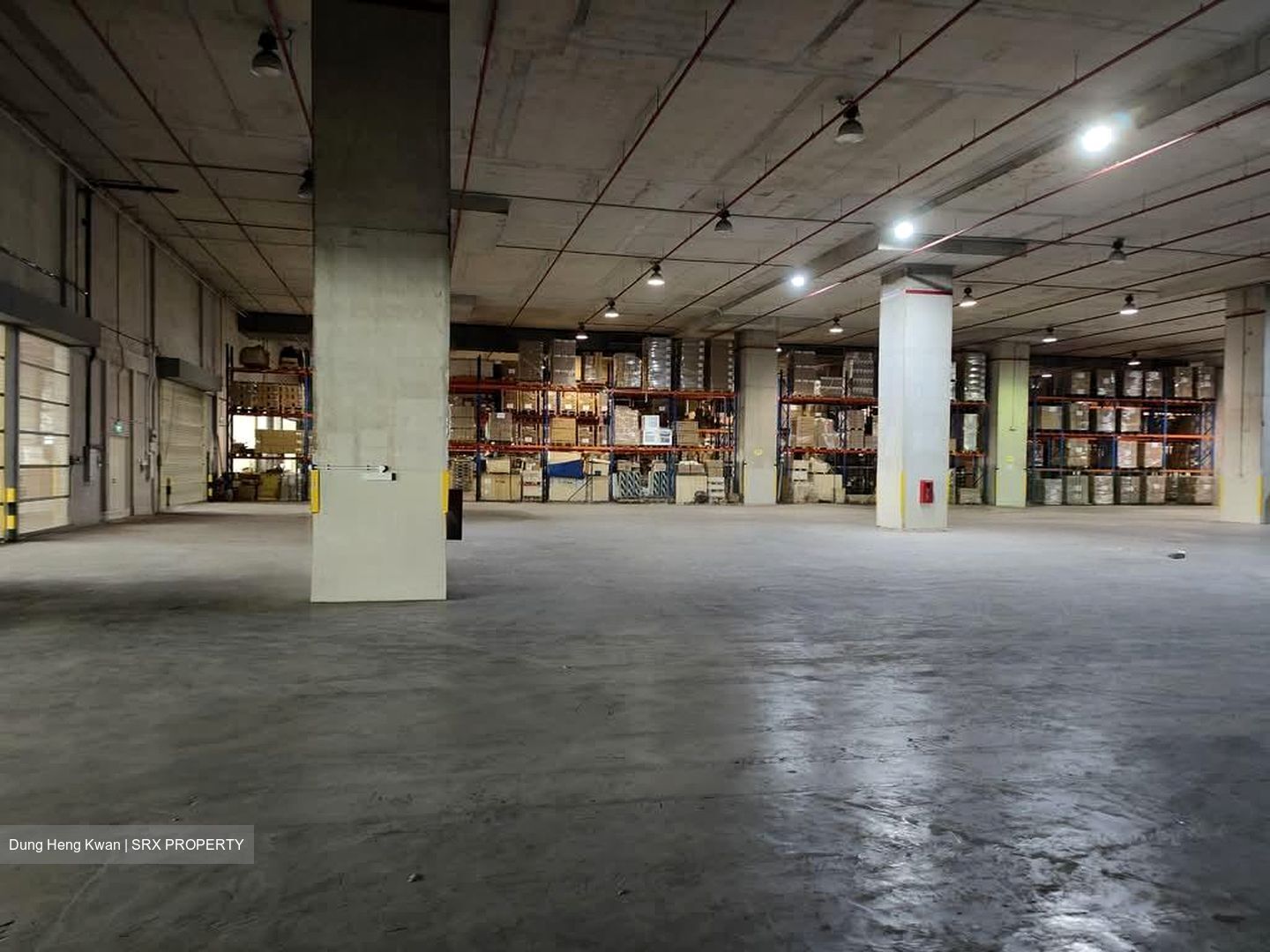 Jalan Buroh (D22), Warehouse #571675121